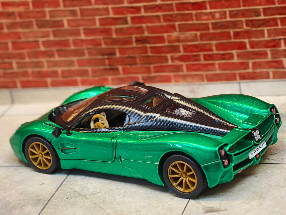 Kinsmart Official Licensed Pagani Utopia 1:36 Scale