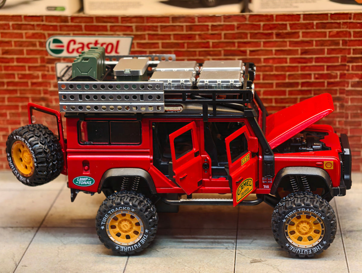 Land Rover Classic 5 Door Defender 110 1:24 Scale