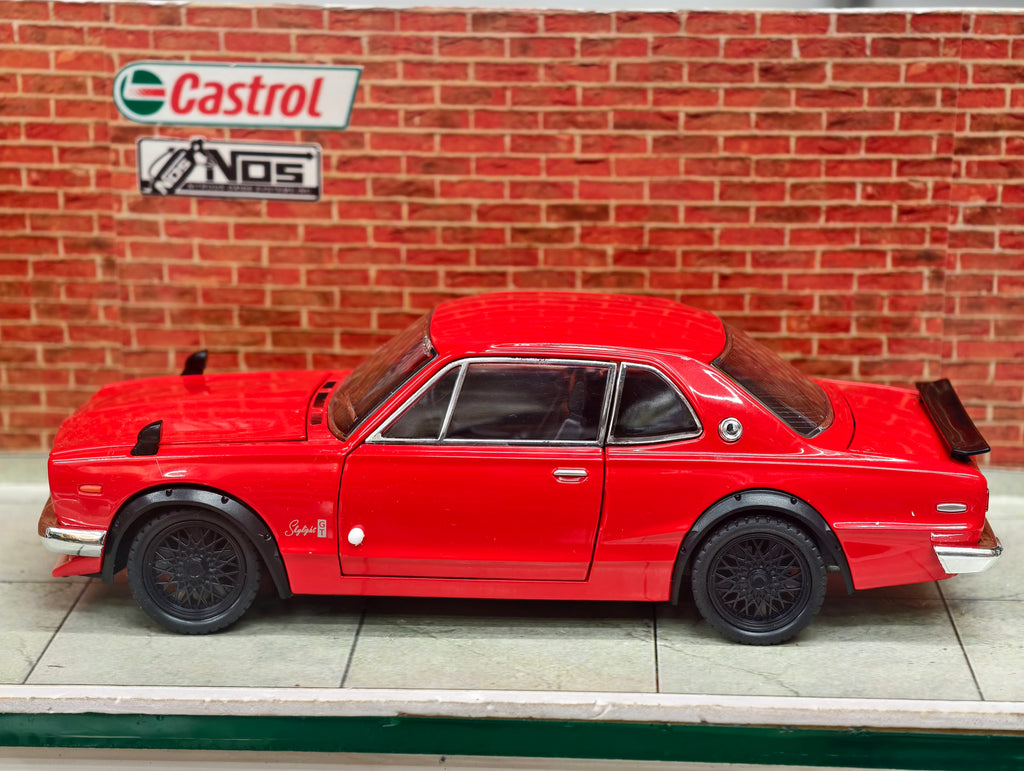 Nissan Skyline GT-R 1969 Model 1:22 Scale Premium Detailing