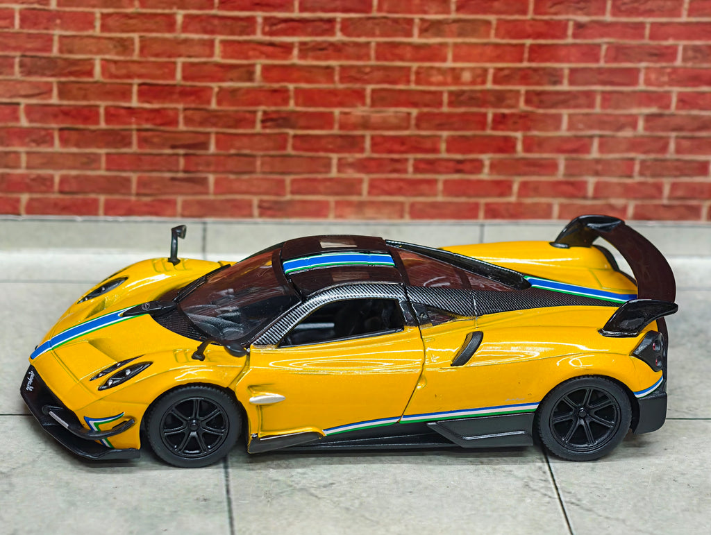 Kinsmart Official Licensed Pagani Huayra BC 1:38 Scale