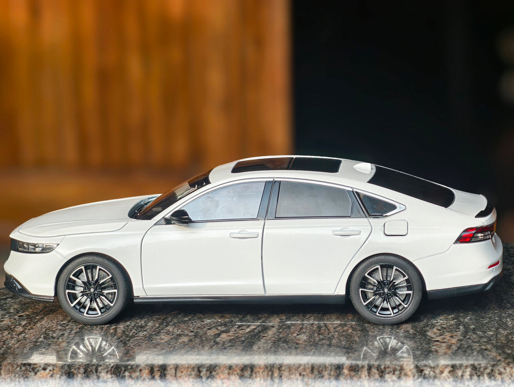 QY Toys Official Licensed Honda Accord 1:18 Scale Premium Diecast Car