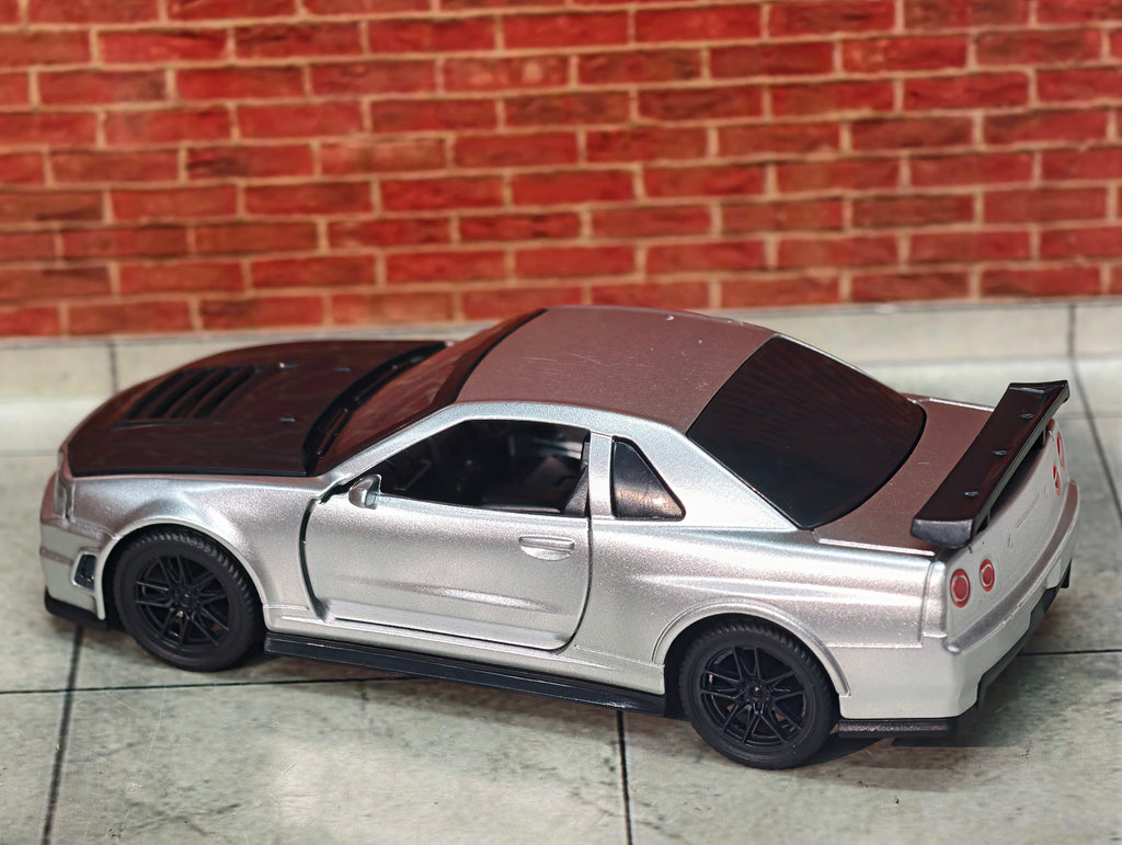 Nissan Skyline R34 1:36 Scale Premium Detailing