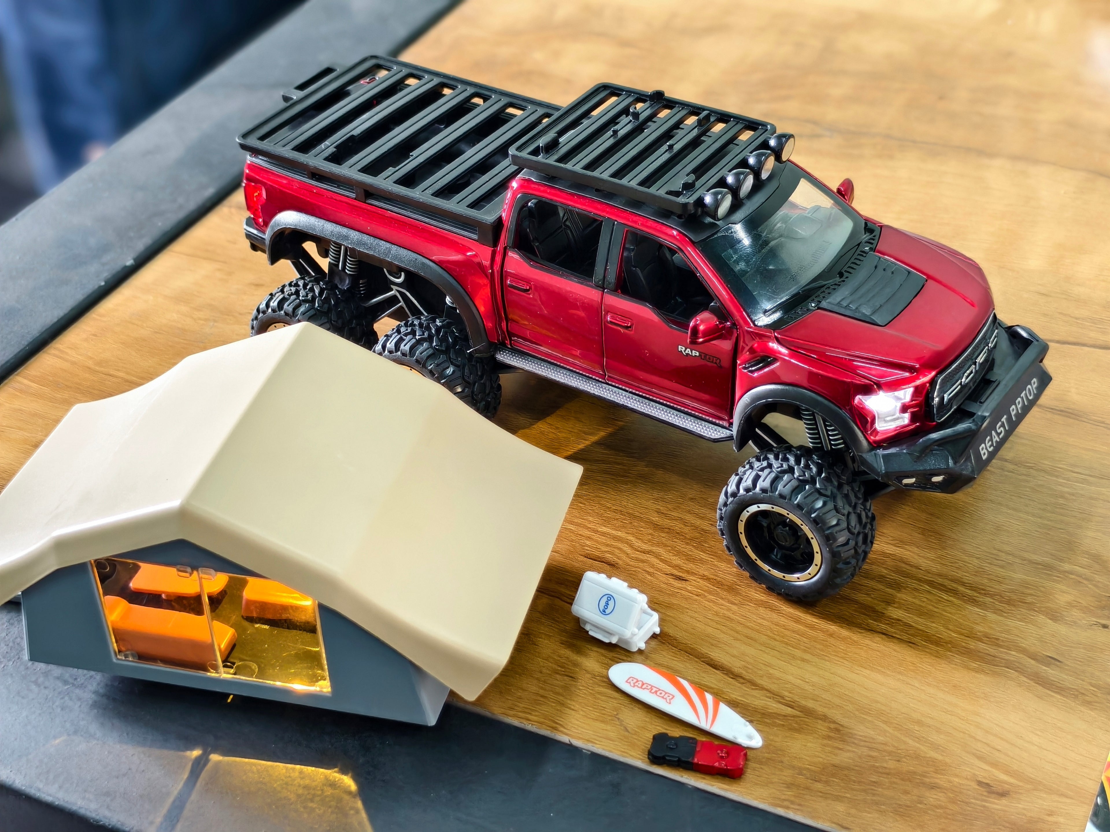 Ford Raptor F-150 Camper 1:24 Scale