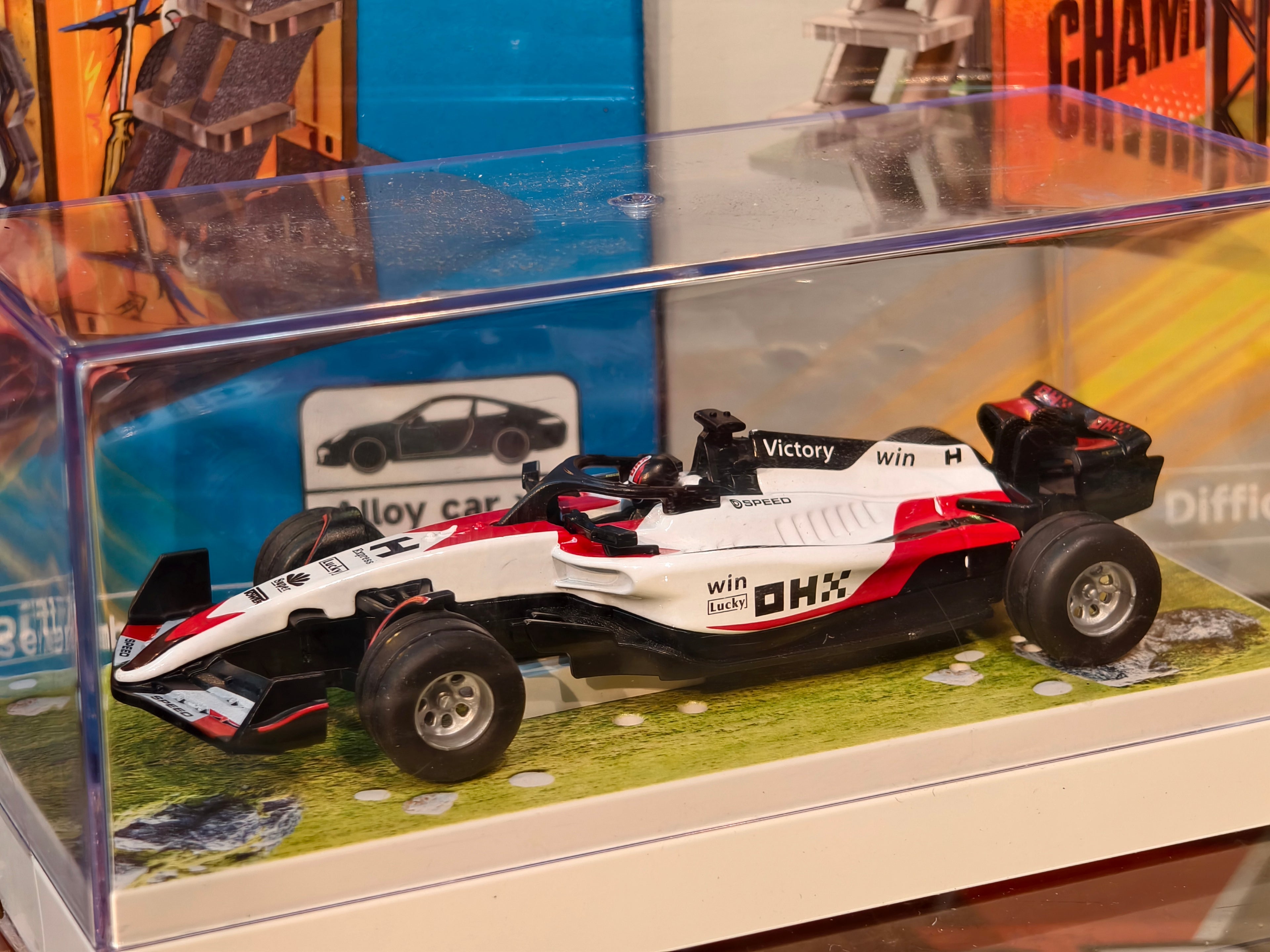 TRASPED Minir RC F1 1:64 Diecast RC Cars