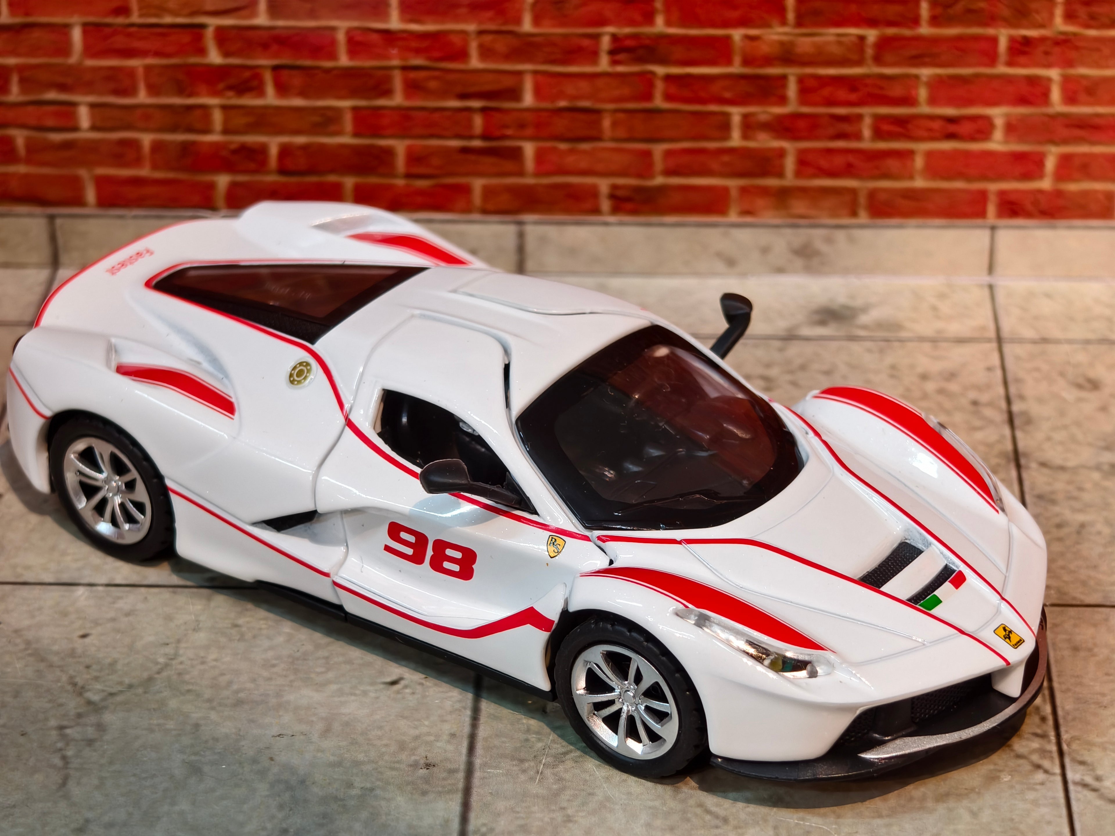 Ferrari FXX K 1:35 Scale Premium Detailed Car by Double Horse