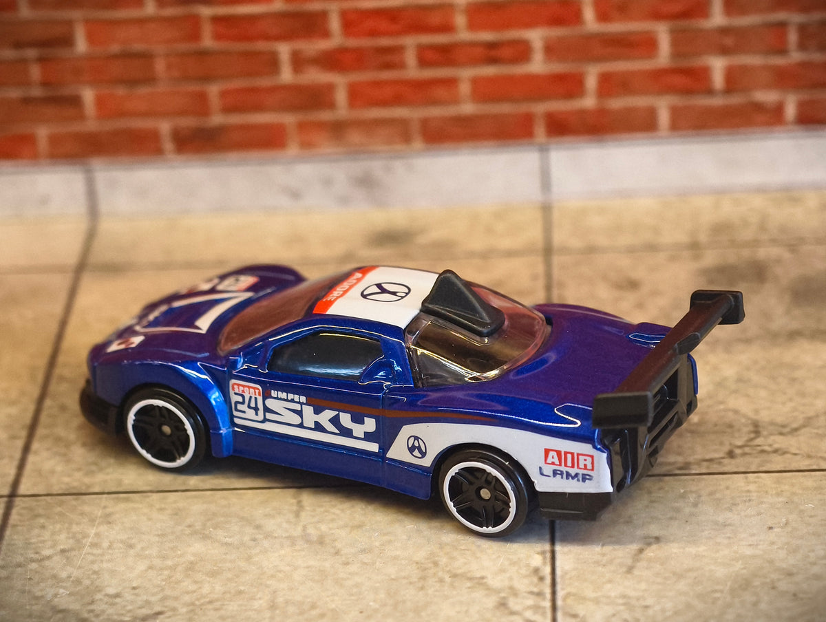 McLaren Senna 1:64 Scale