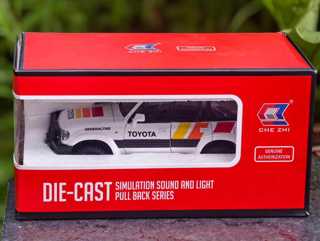 Toyota Land Cruiser 80 Official Licensed 1:24 Scale Premium Detailing