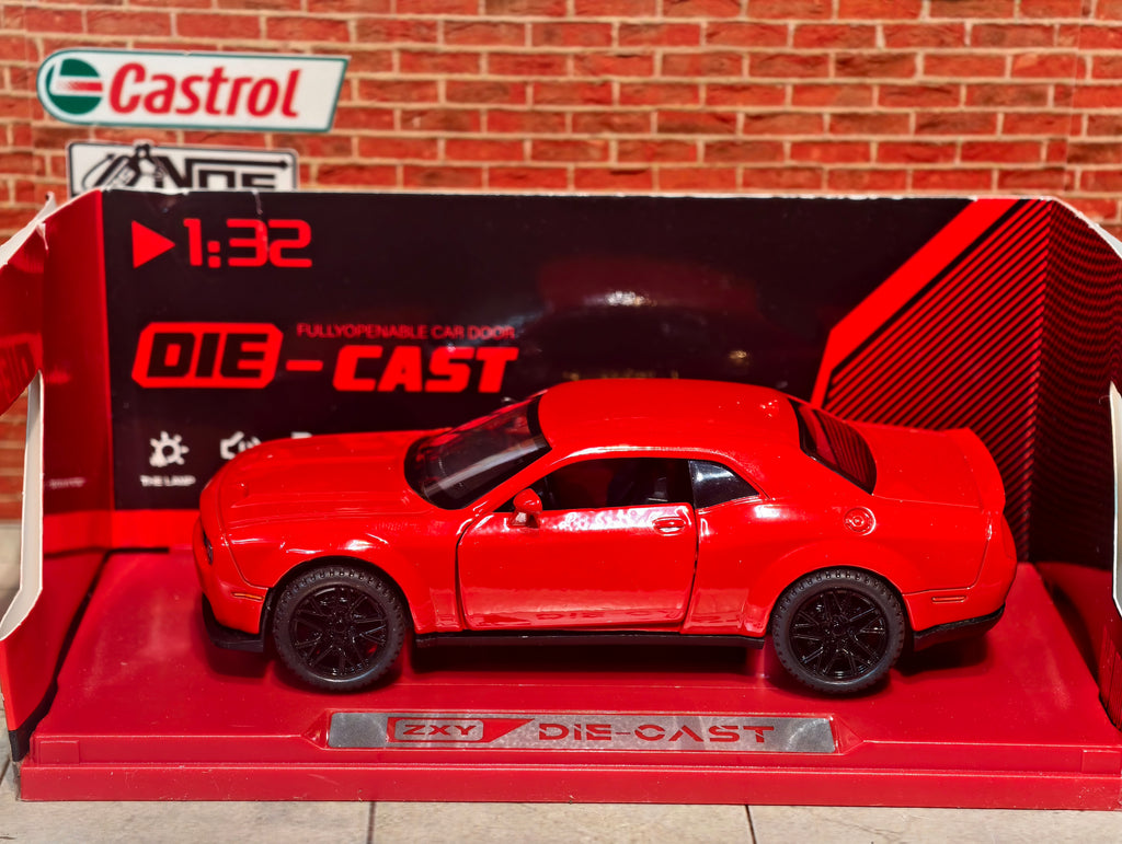 Dodge Challenger 1:32 Box Piece
