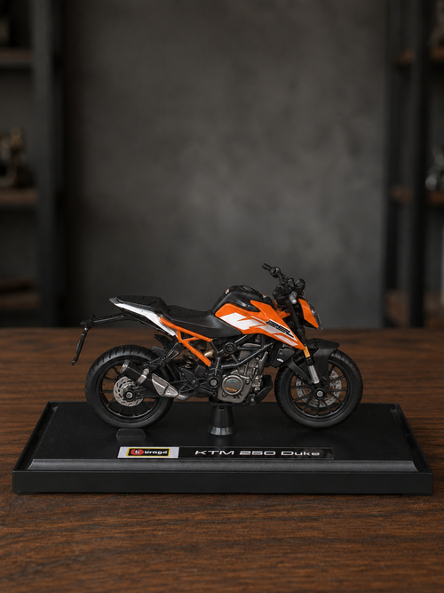 Bburago KTM Duke 250 1/18 Scale