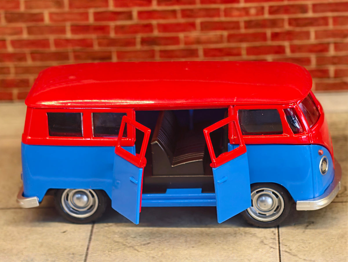 Volkswagen Type 2 (T1) Microbus 1:43 Scale