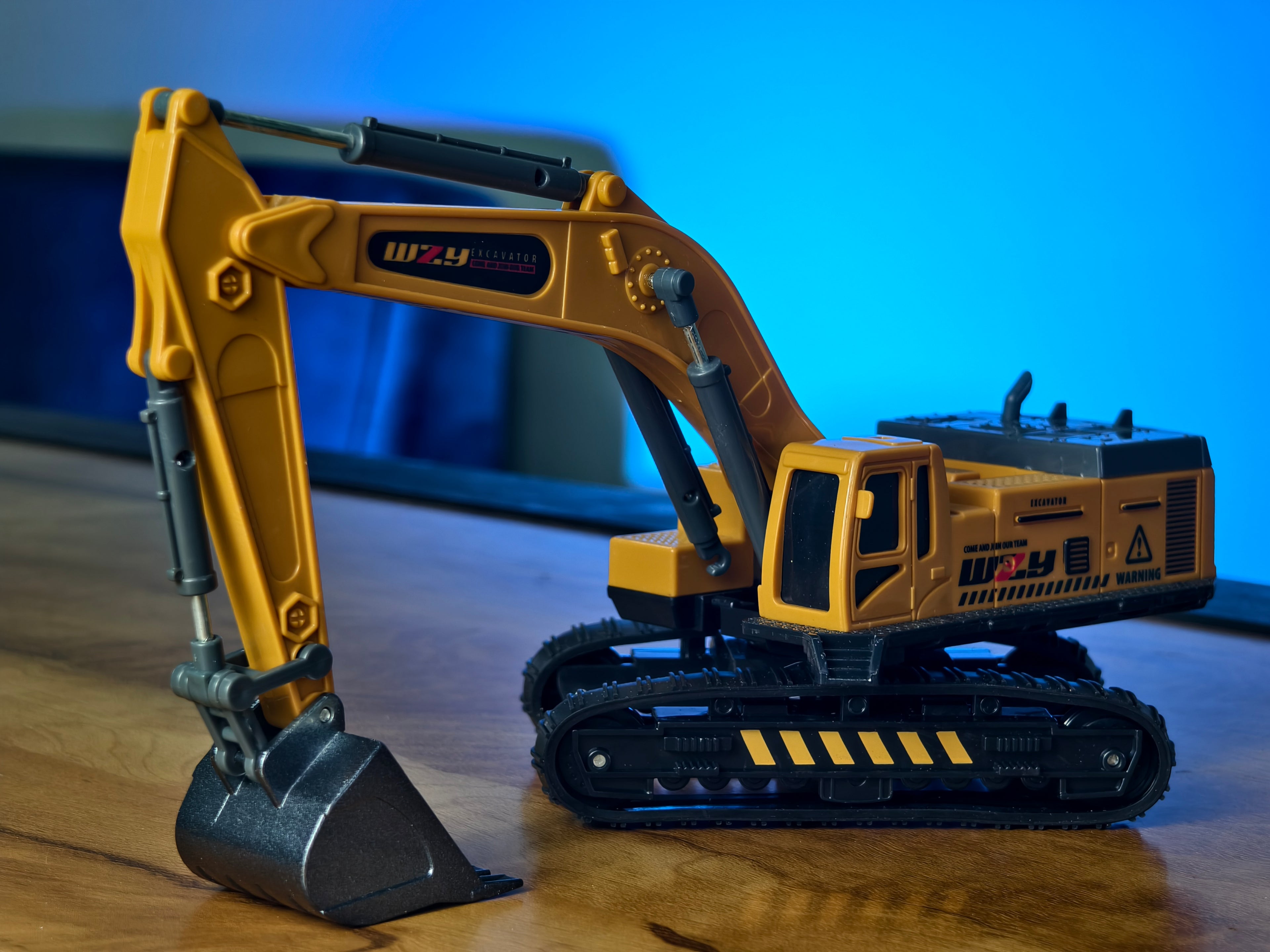 EXCAVATOR 1:55 Scale Diecast and ABS Parts