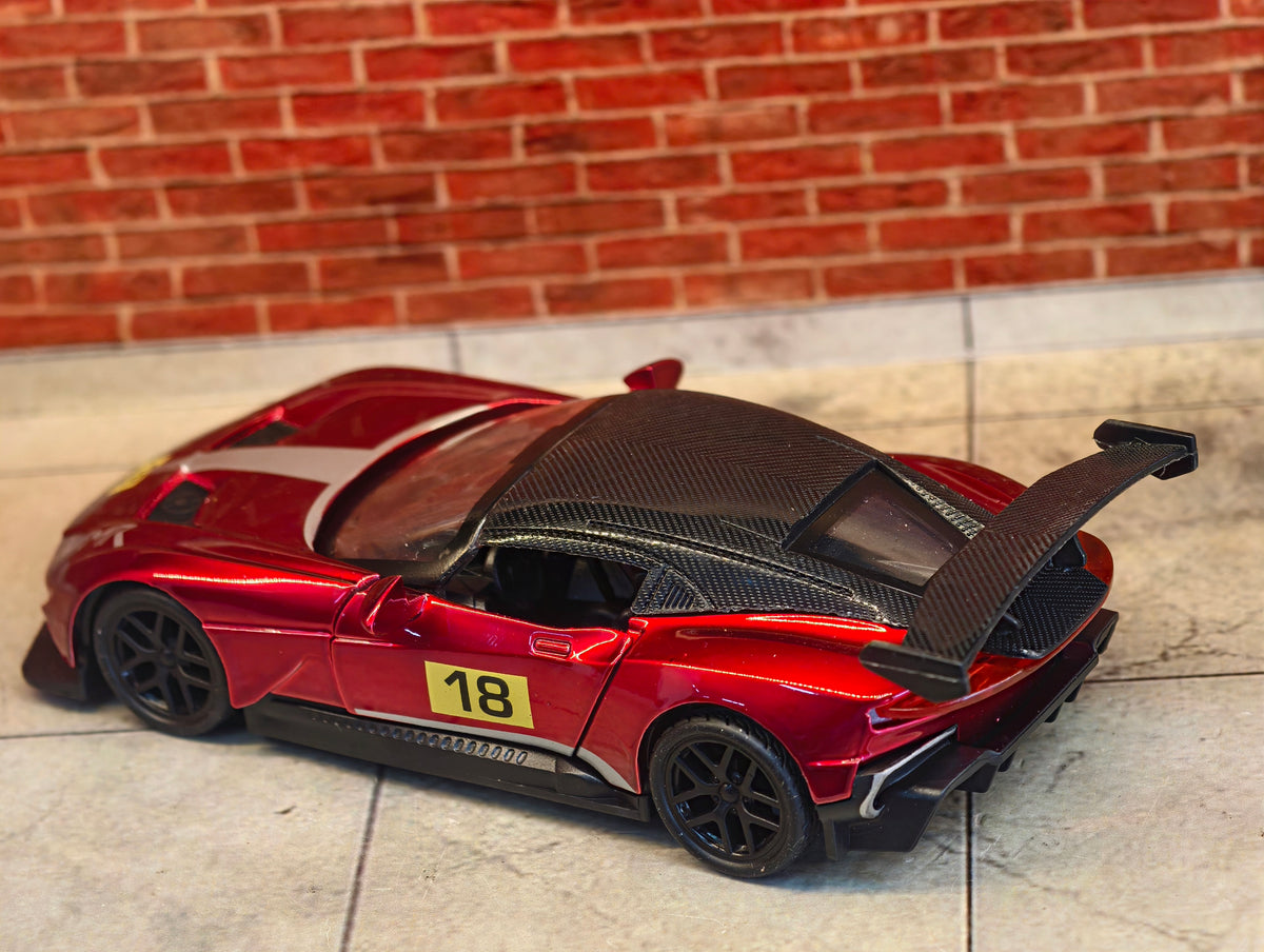 Aston Martin Vantage GT 4 1:36 Scale