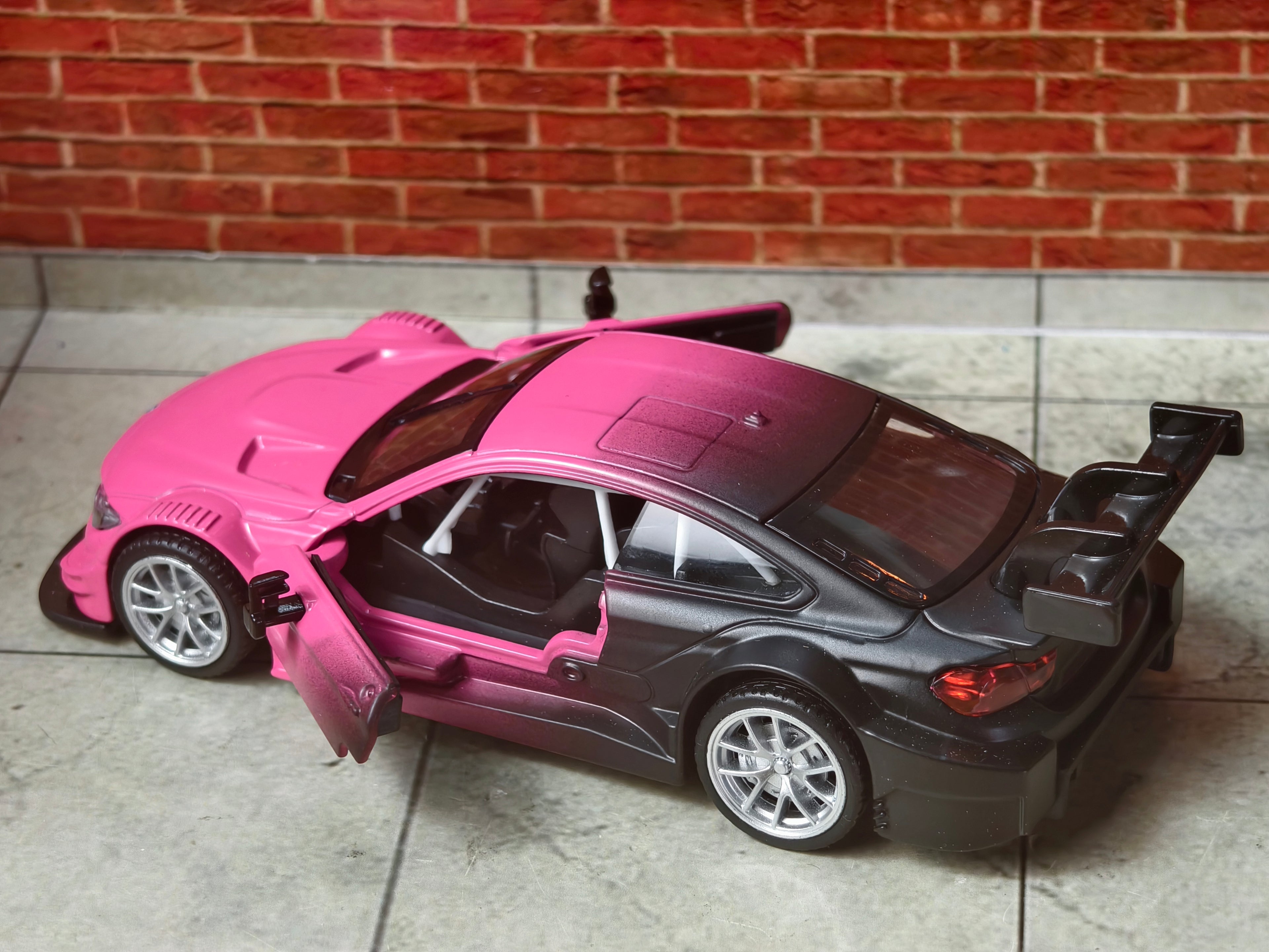 CCA Official Licensed BMW M4 DTM 1:43 Scale