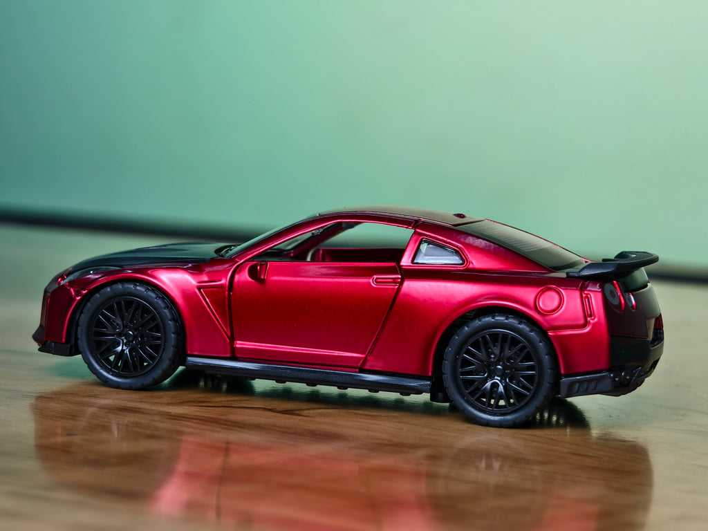 Nissan GTR R35 1:36 Scale Premium Detailing