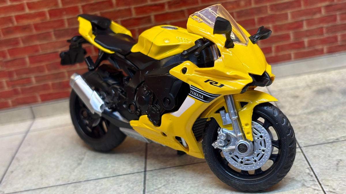 MSZ Official Licensed  Yamaha YZ R1 1:18 Scale Premium Detailing