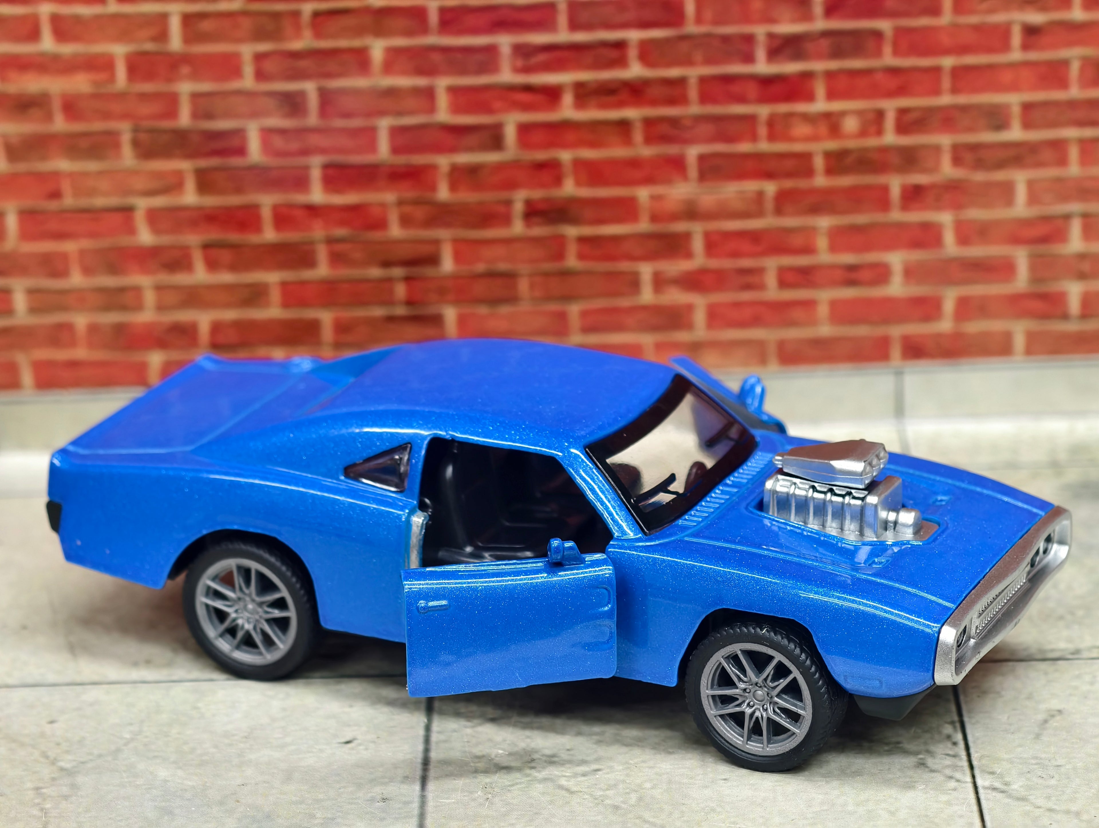 Dodge Charger 1:36 Scale Premium Detailing