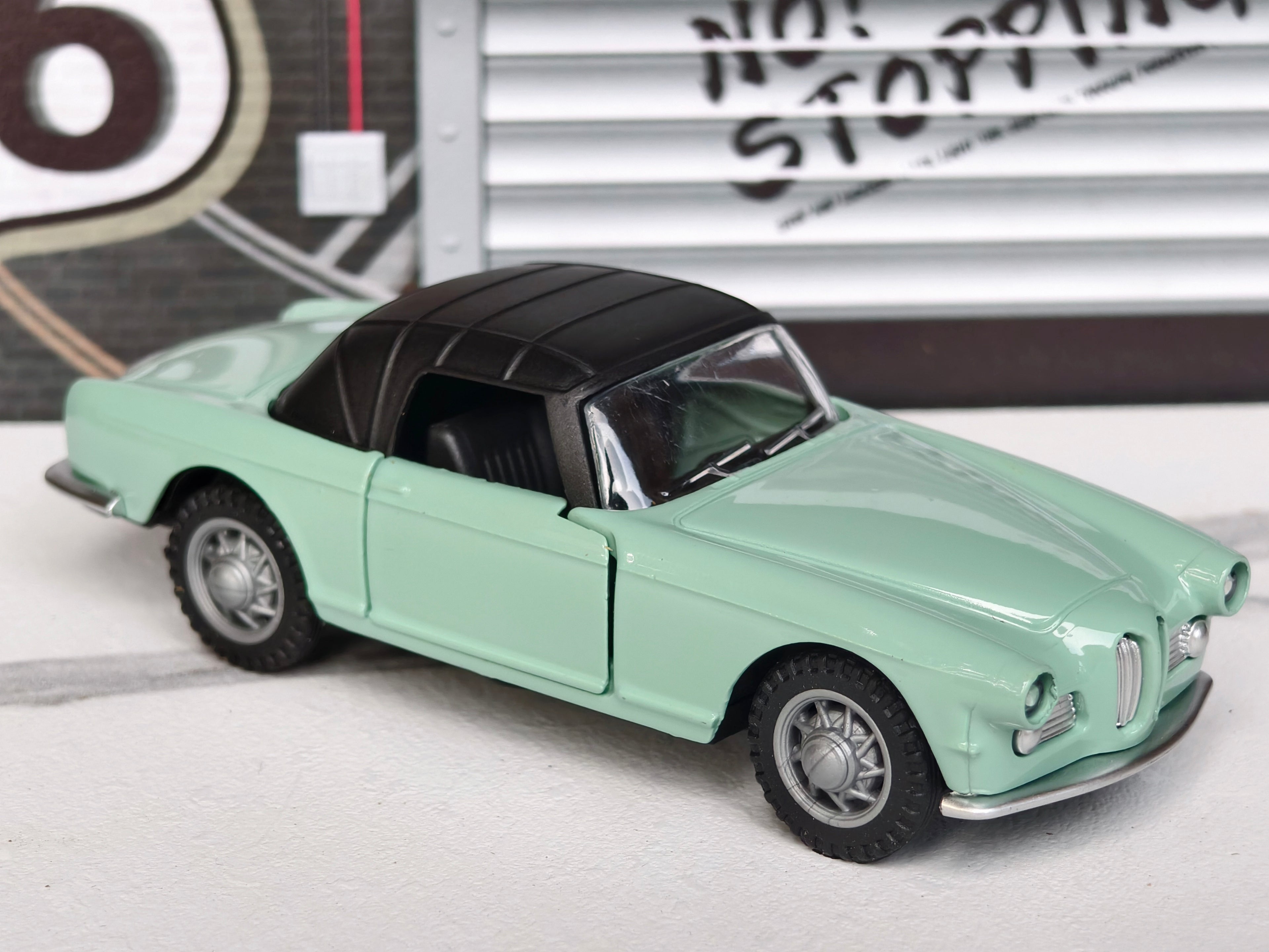 BMW 503 Convertible 1:36 Scale Classic Car