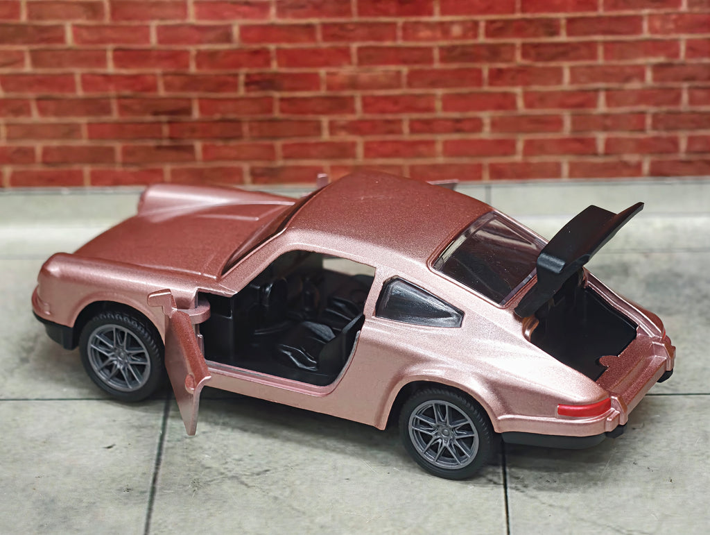Classic Porsche 911 Turbo 1:36 Scale