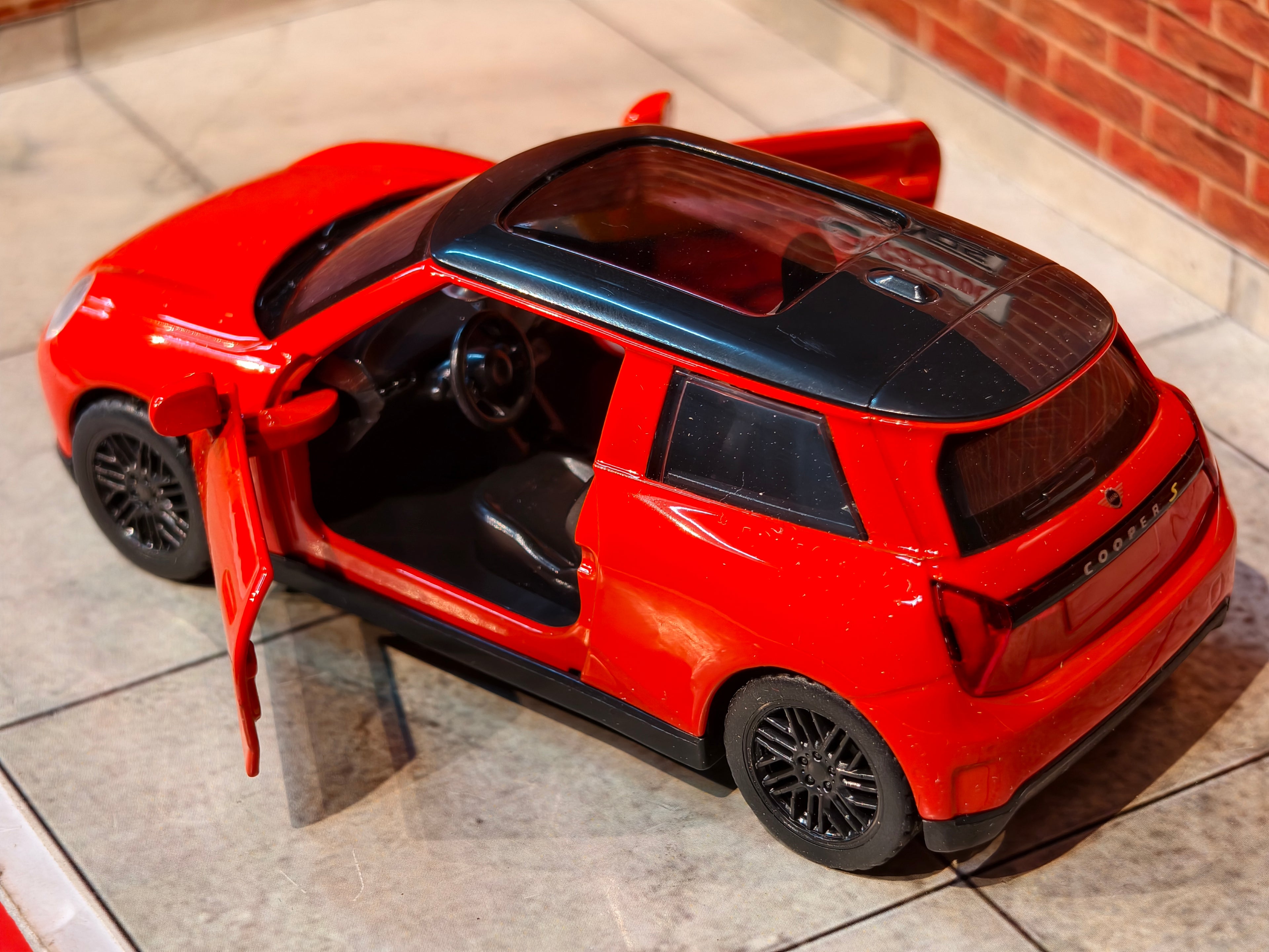 MSZ Official Licensed Mini Cooper 1:34 Scale
