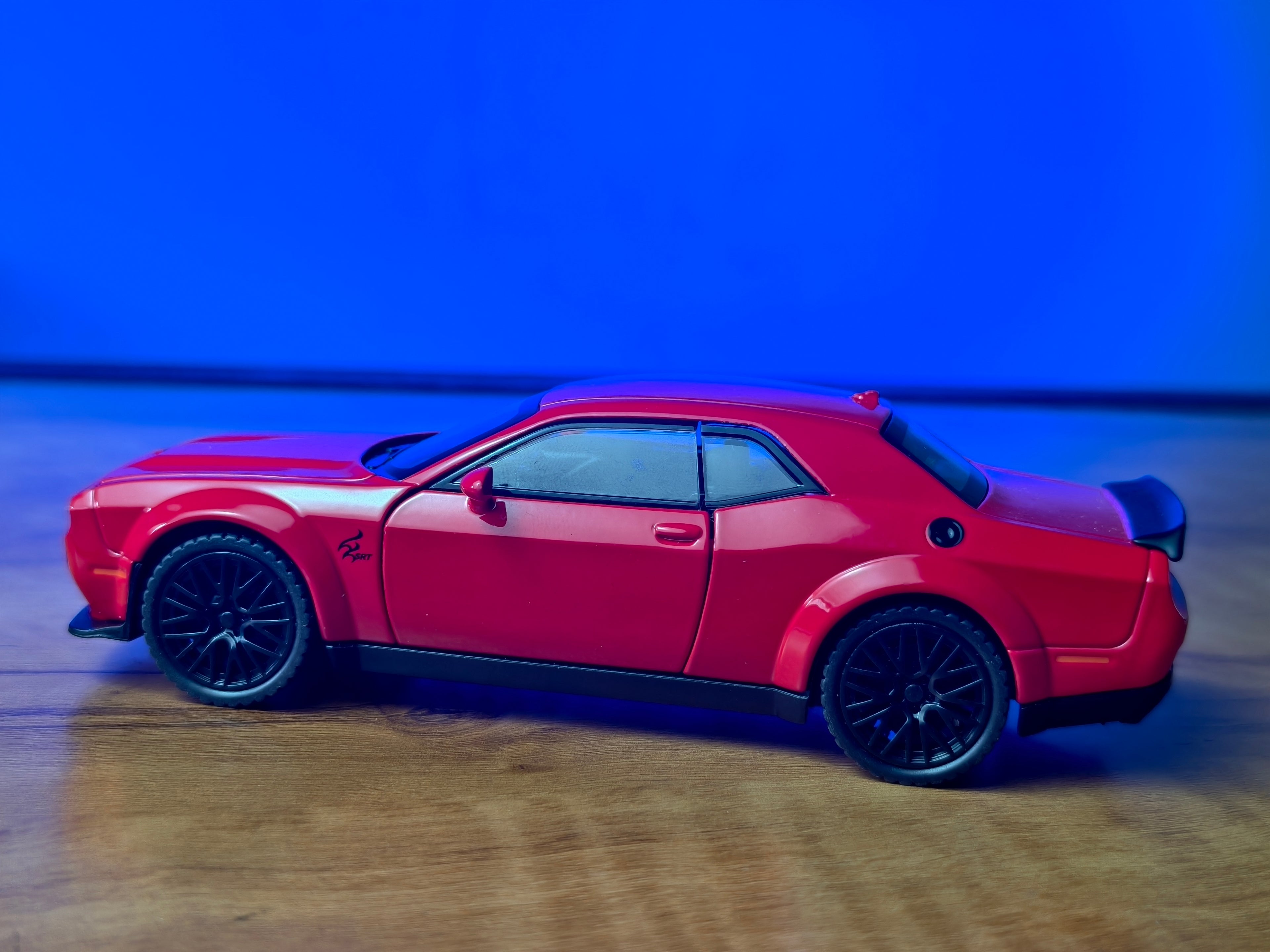 Dodge Challenger SRT Hellcat Redeye 1:32 Scale