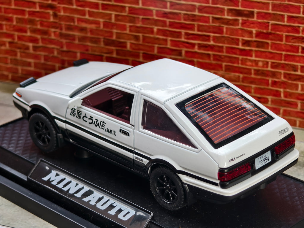 Toyota Sprinter Trueno Ae86 1:32 Scale Popup Headlight Premium Detailing
