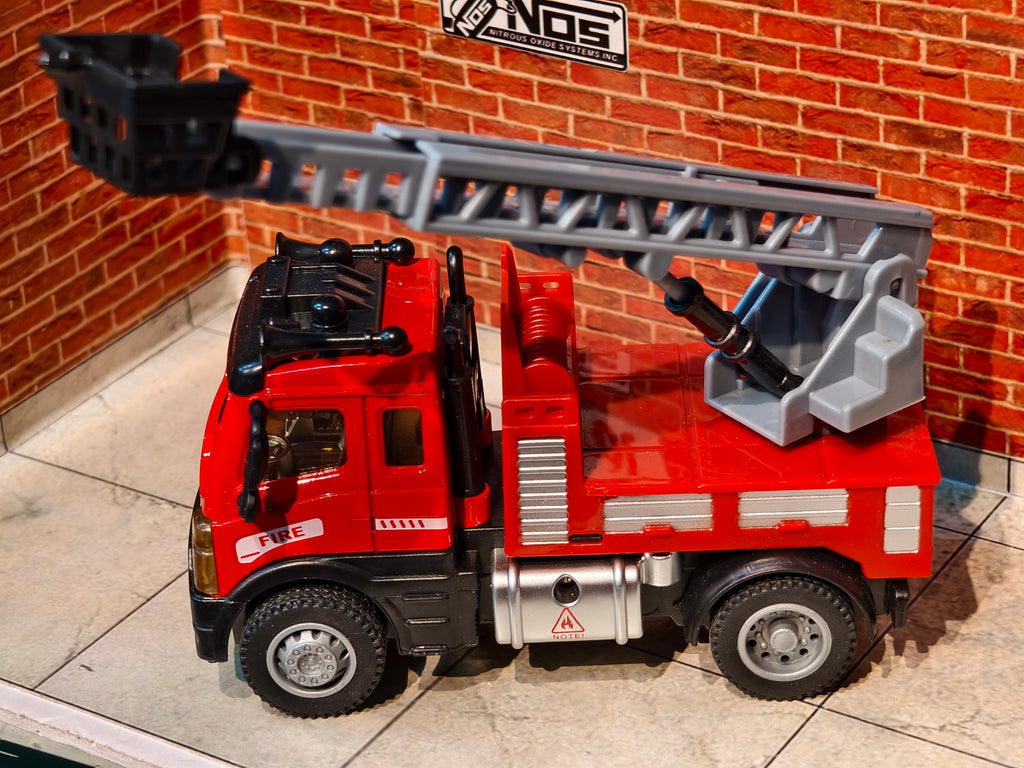 FirelRescue Fire Truck with Extendable Ladder & Basket 1:64 Scale