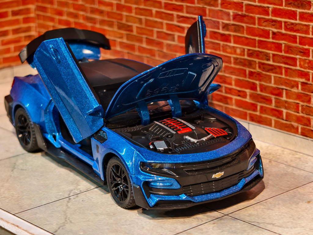 Chevrolet Camaro 1:32 Scale Premium Detailing with Light and Sound