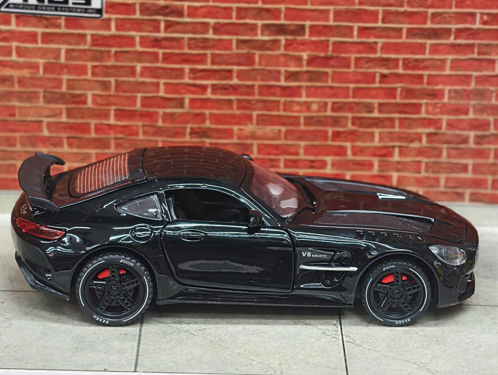 Mercedes Benz AMG 1:32 Scale Premium Detailing