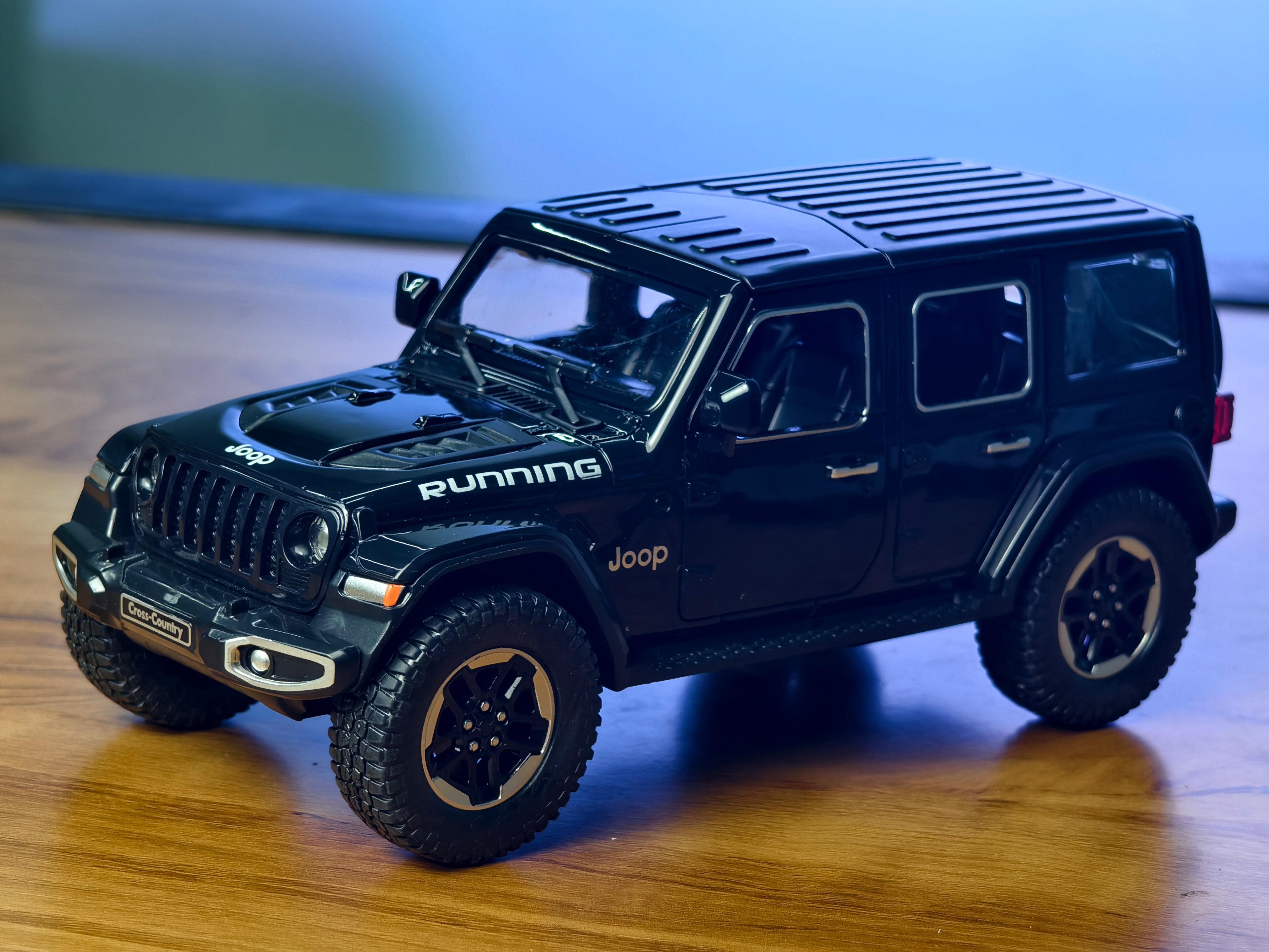 Jeep Wrangler Rubicon 1:24 Scale ABS Material Premium Detailing