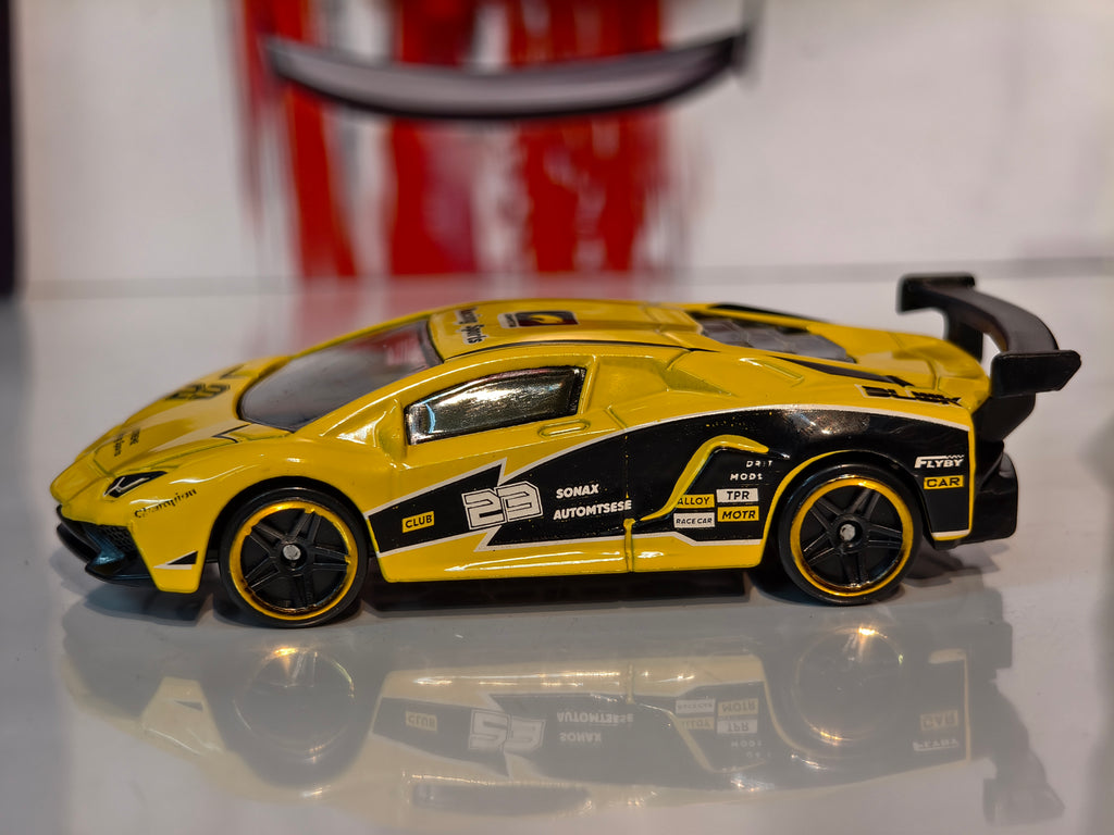 Lamborghini Huracan 1:64 Scale in Acrylic Box