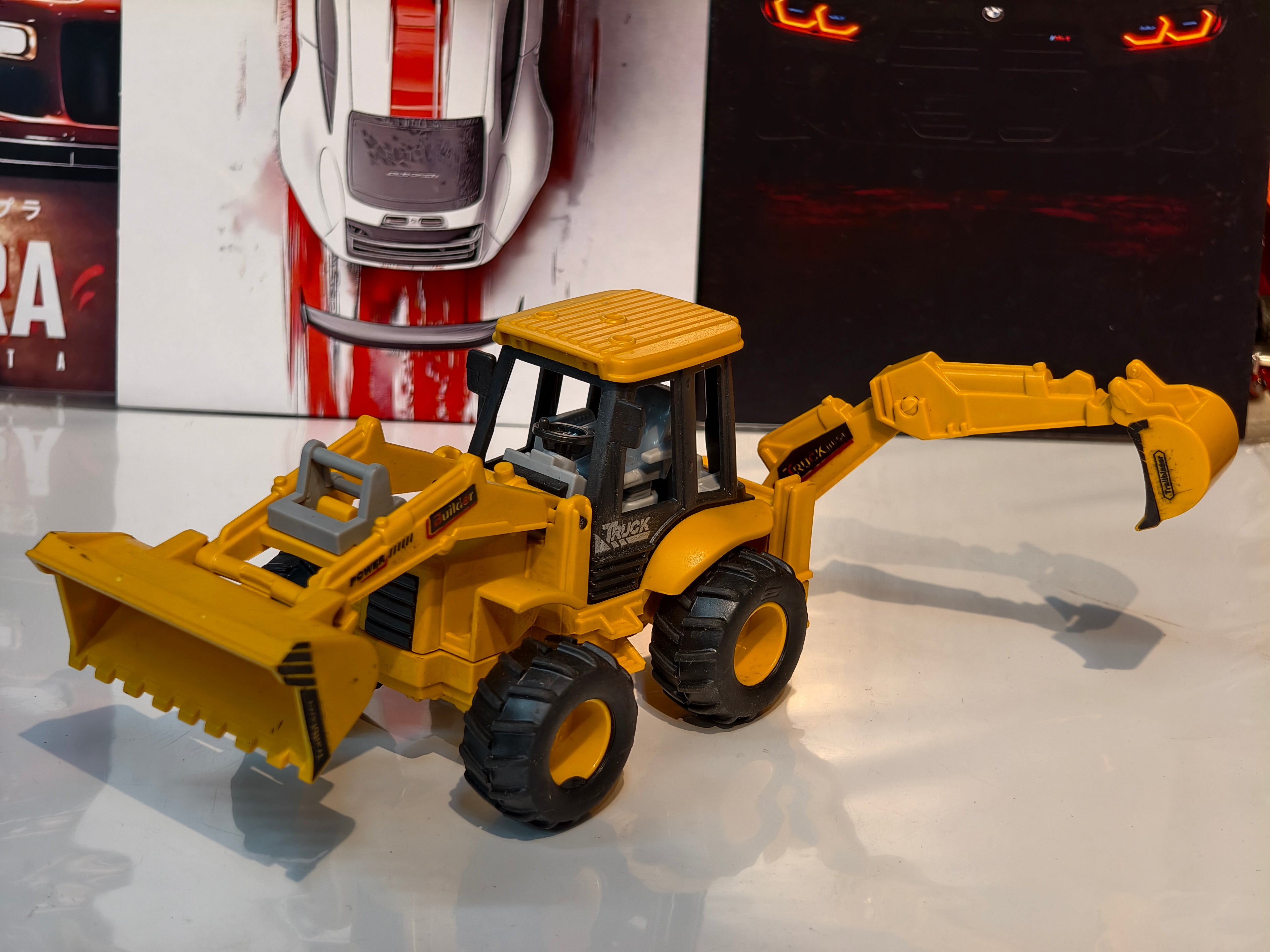 JCB Premium Detailing Fully Functional Arms
