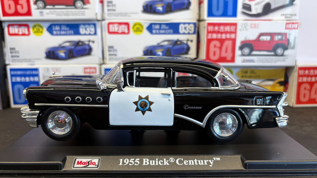 Maisto Official Licensed 1955 Buick Century 1:26 Scale in Acrylic Box