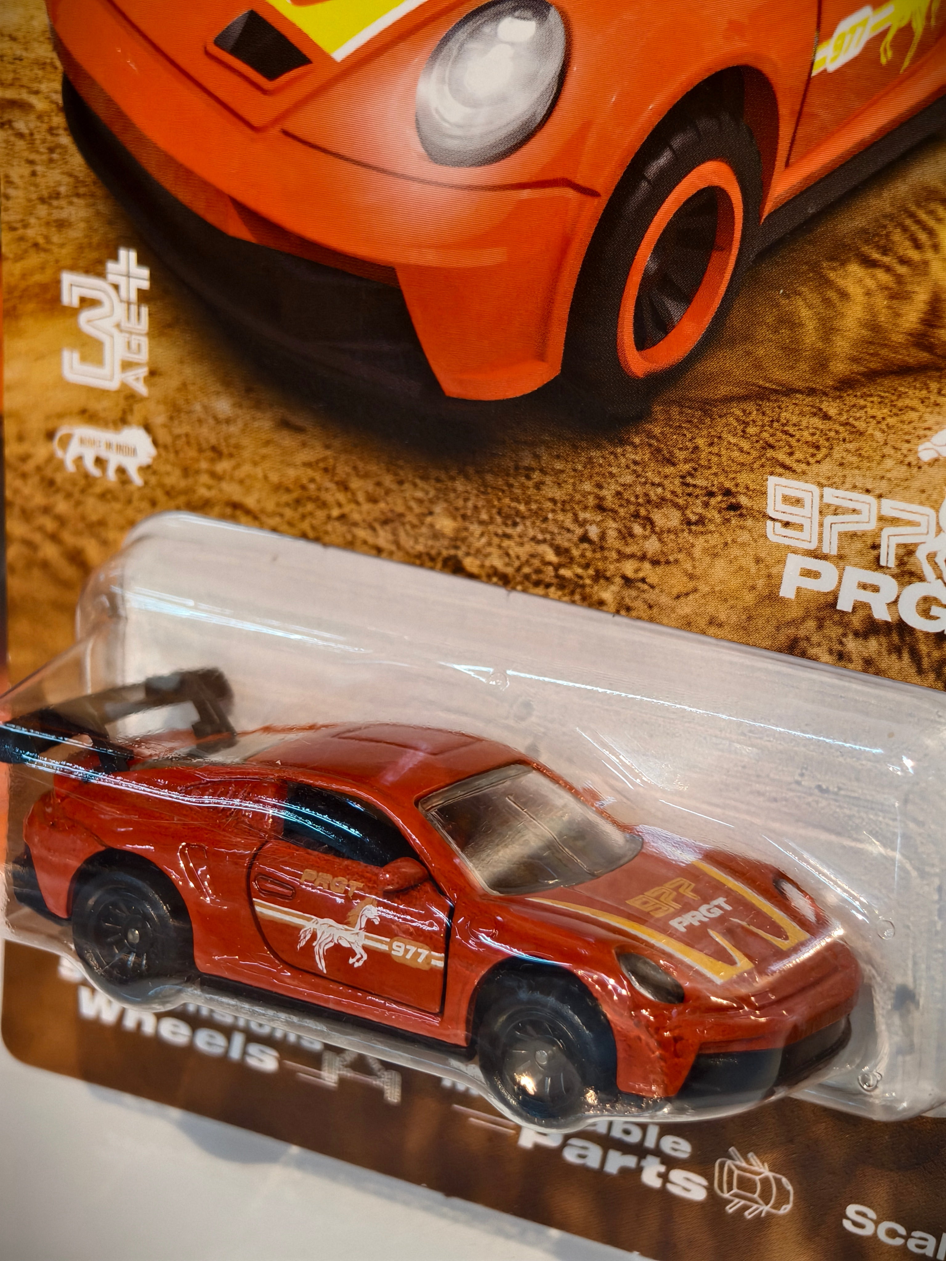 PORSCHE 911 GT3 RS 1:64 Door openable and Suspension working