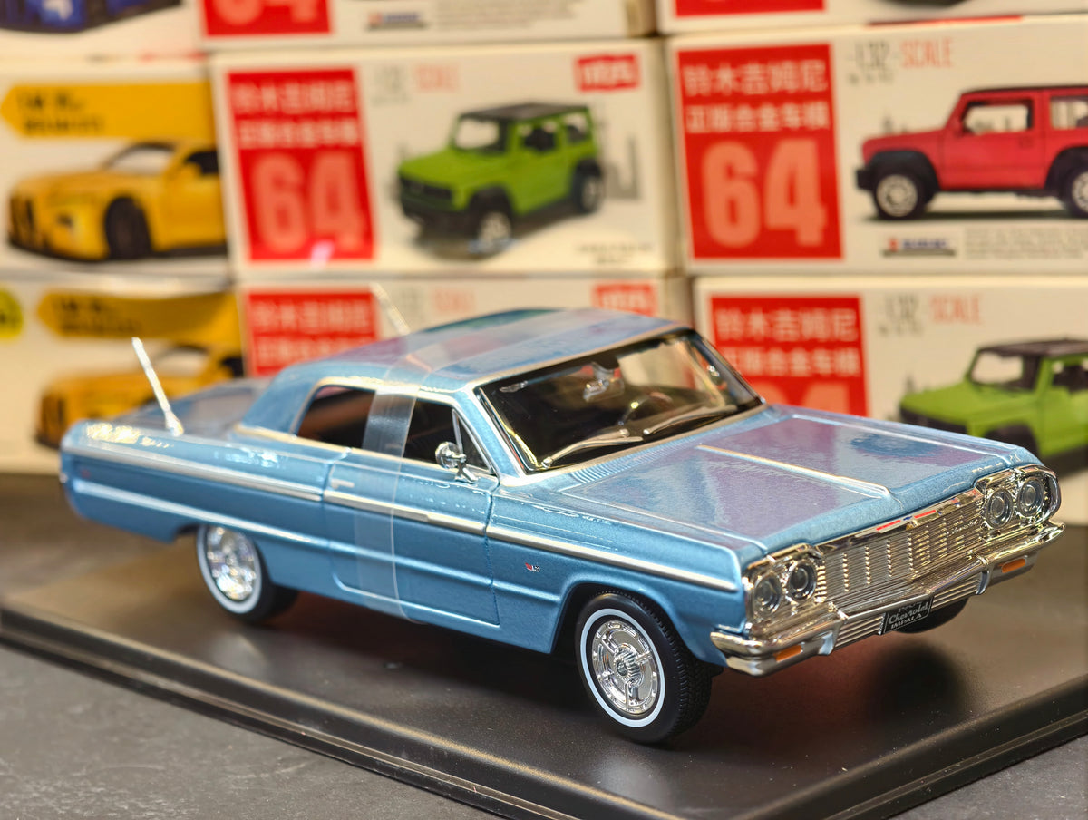 Maisto Official Licensed 1964 Chevrolet Impala SS 1:26 Scale