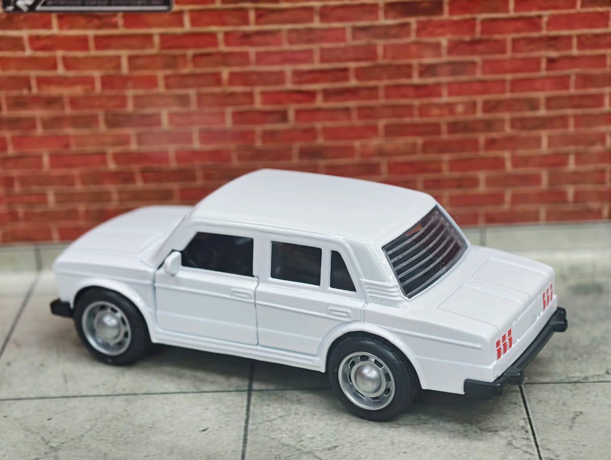 Fiat 1100-D 1:36 Scale Premium Detailing