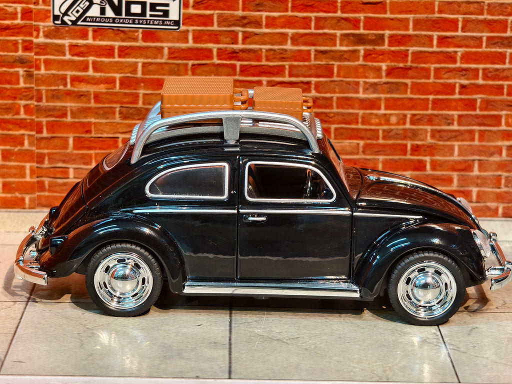 1:32 Classic Volkswagen Beetle Diecast Model Car with Opening Doors & Roof Luggage – Black