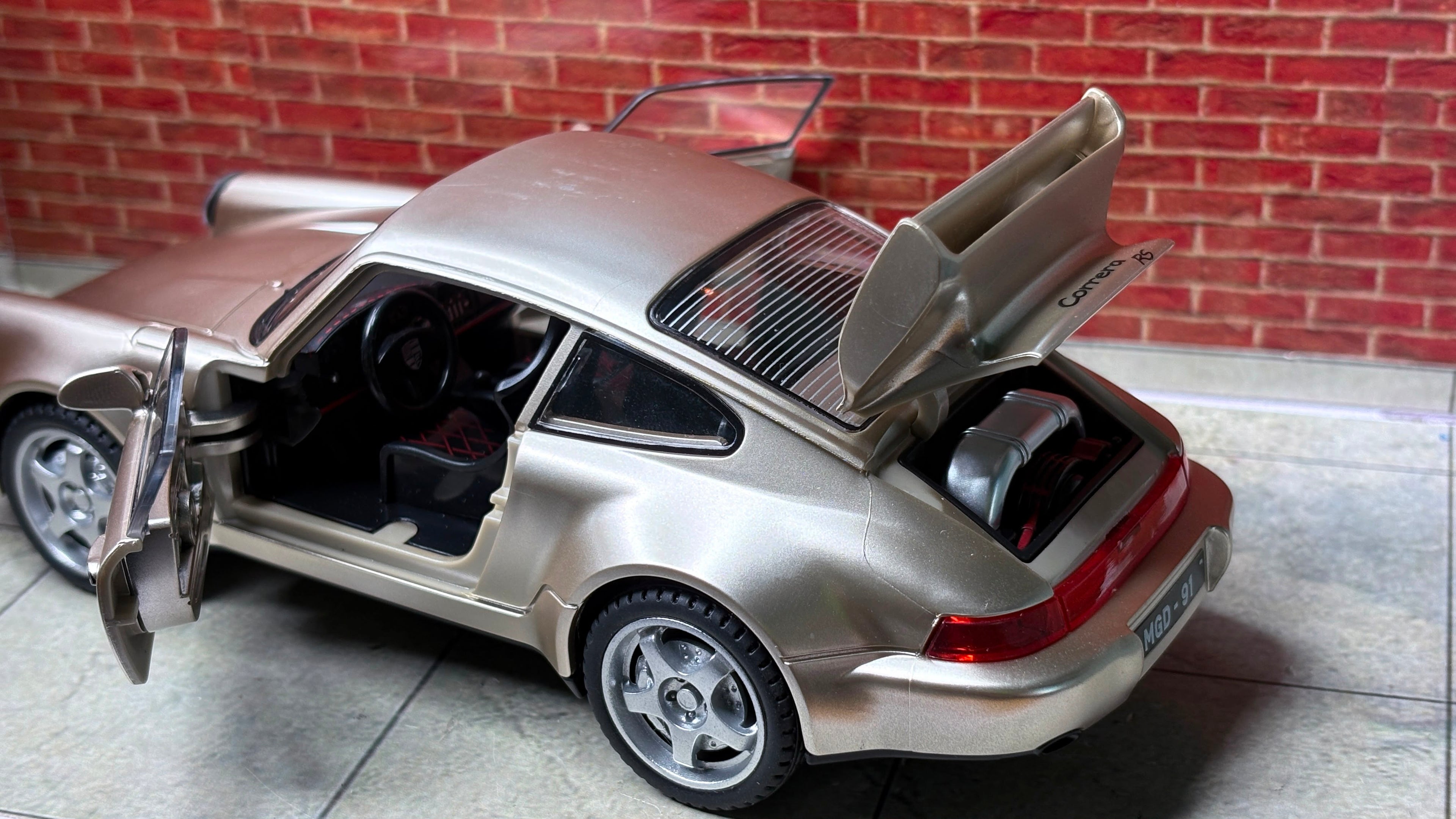 Porsche 911 (964) Turbo 1990 s 1:24 ABS Premium Detailing