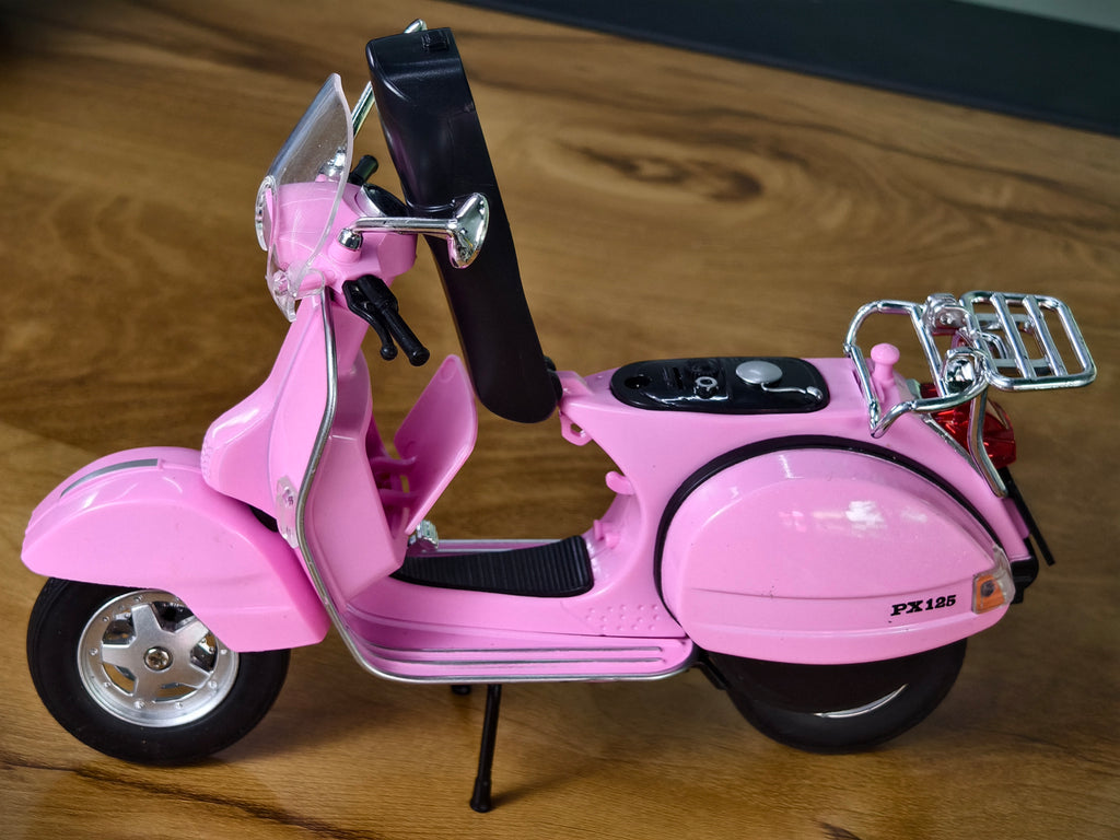 Vespa PX 150 1:10 Scale Premium Detailed Model with Openable Parts