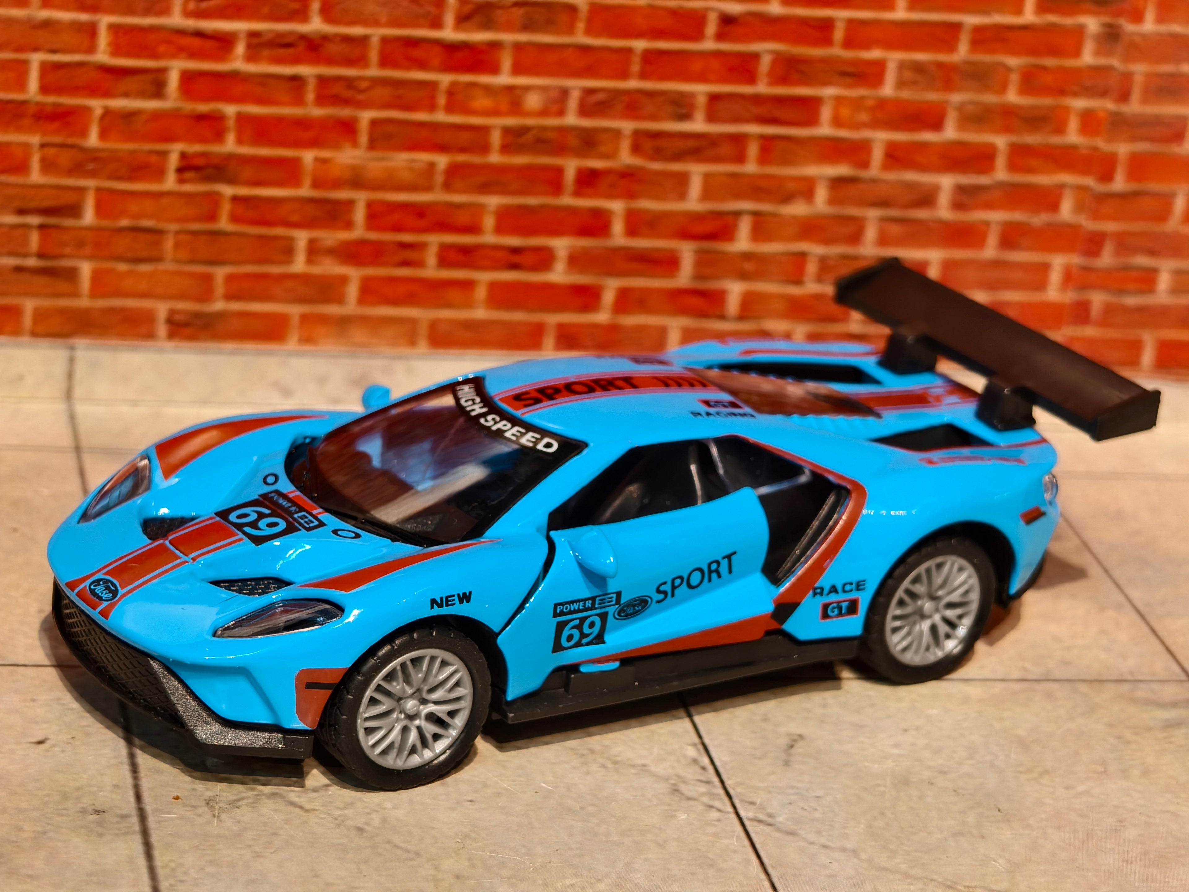Ford GT 2017 1:36 Scale Racing Edition
