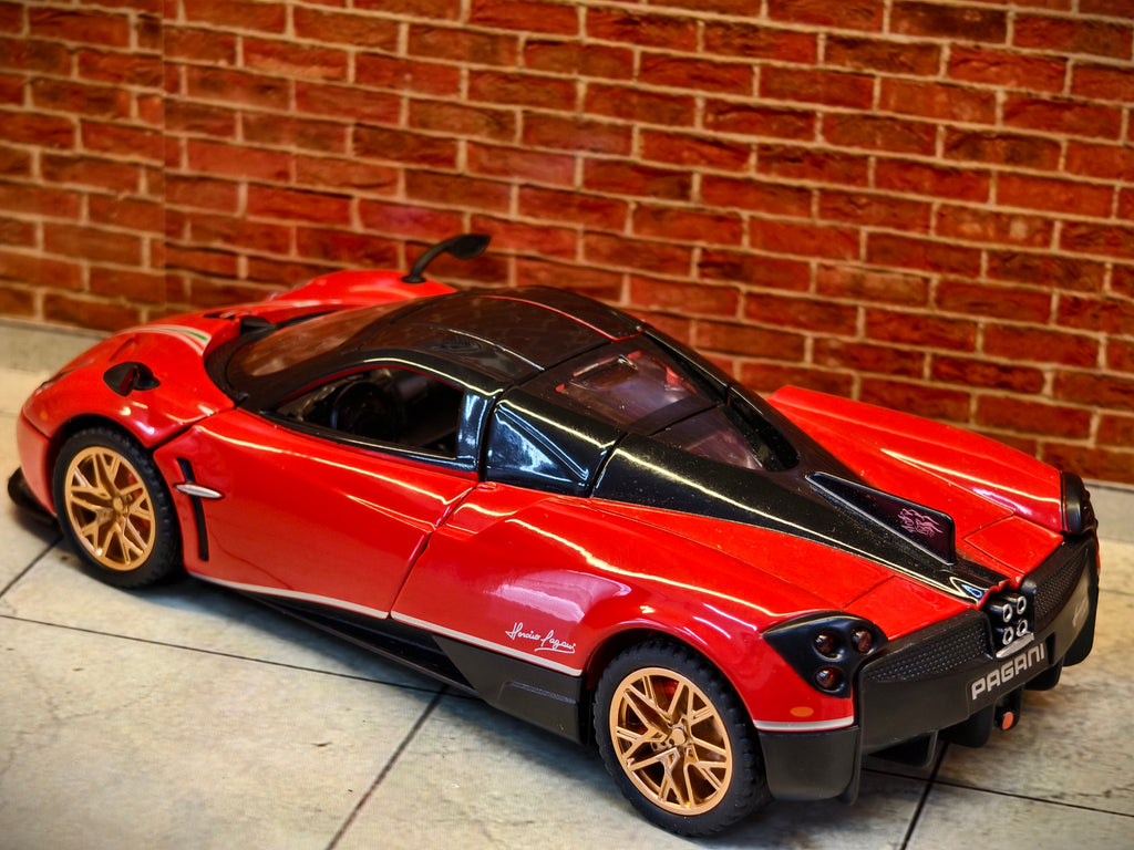 Pagani Huayra Roadster BC 1:32 Scale