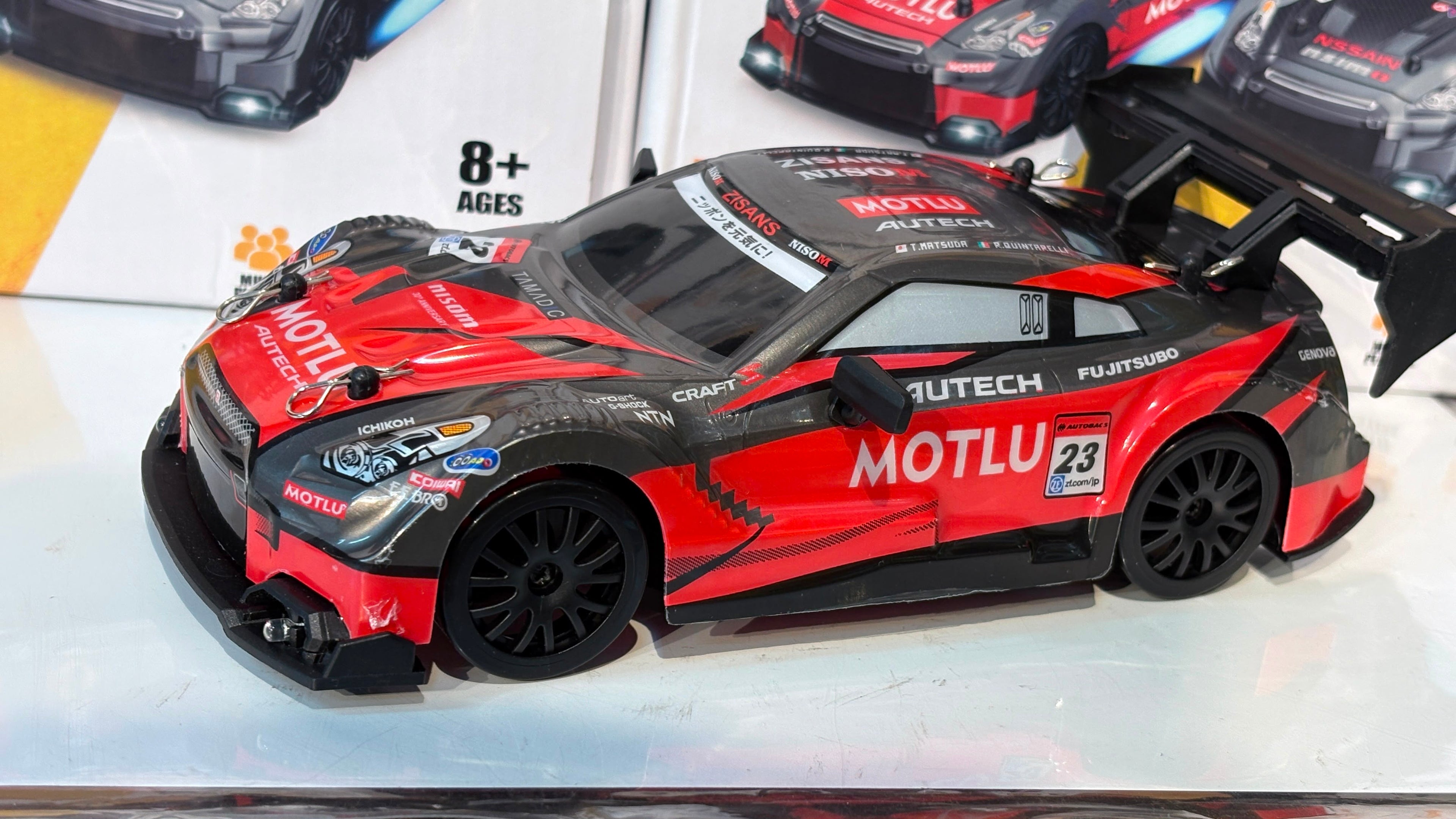4WD Drift RC 20 Kmph 1:24 Scale with Proportional Acceleration and Speed Adjustments