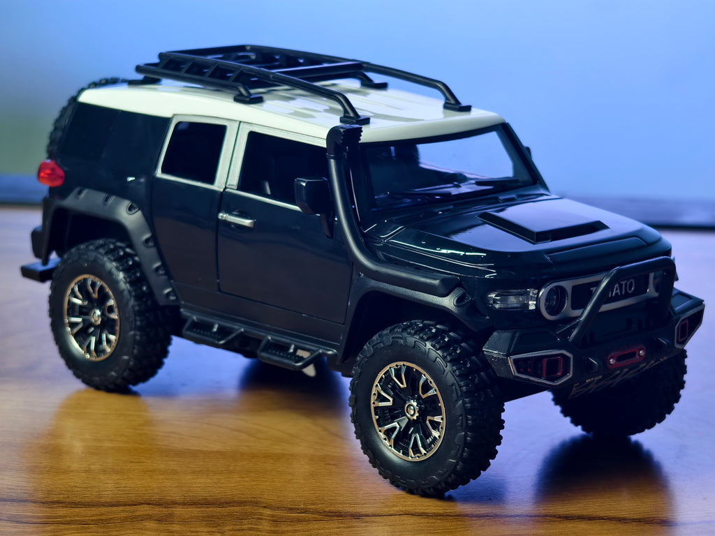 Toyota FJ Cruiser 1:24 Scale Premium Detailing