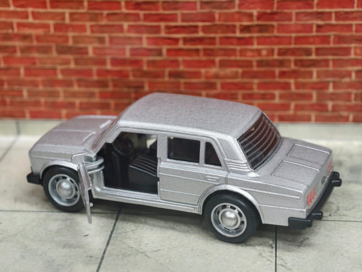 Fiat 1100-D 1:36 Scale Premium Detailing