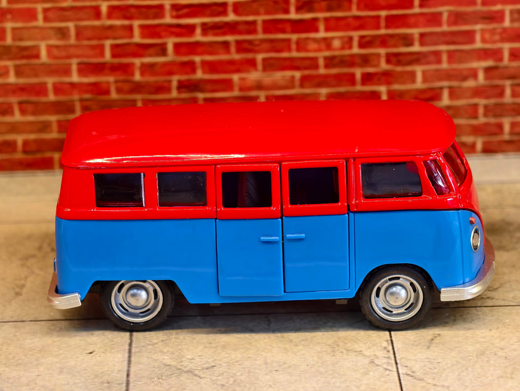 Volkswagen Type 2 (T1) Microbus 1:43 Scale
