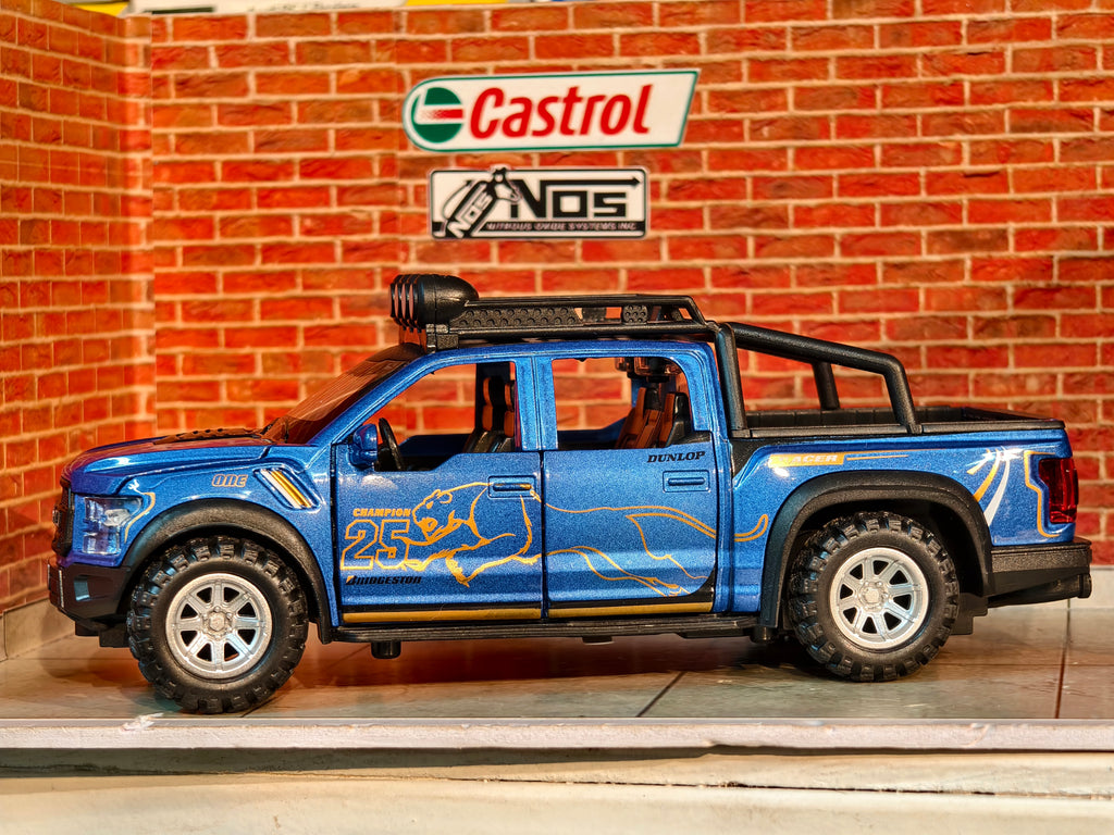 Ford Raptor 1:32 Scale Premium detailing