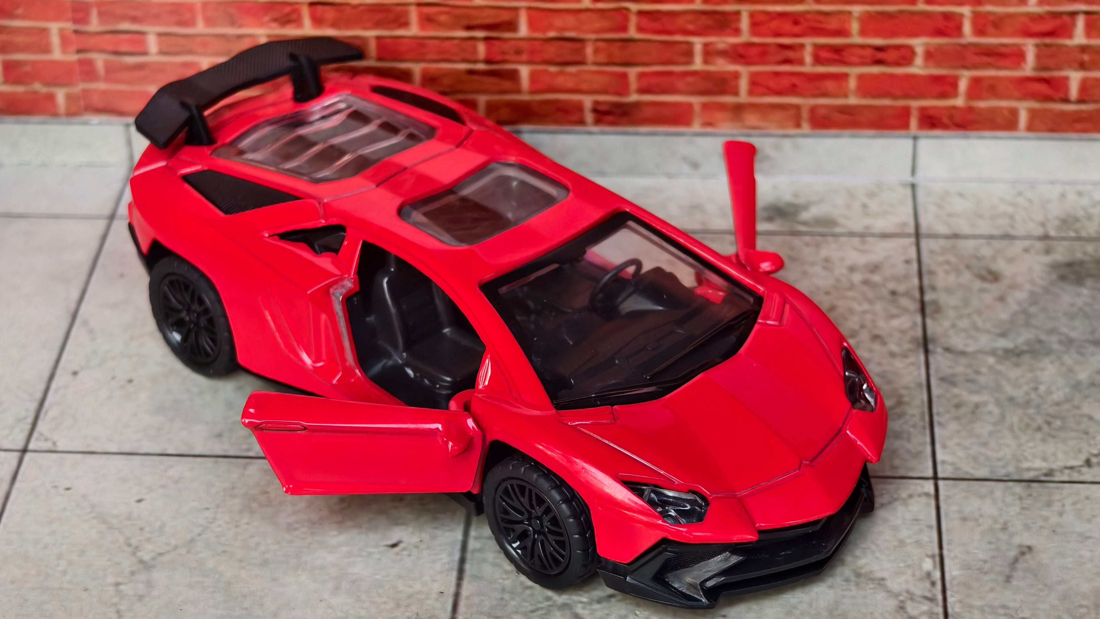 Lamborghini Avantador LP1750 1:36 Scale