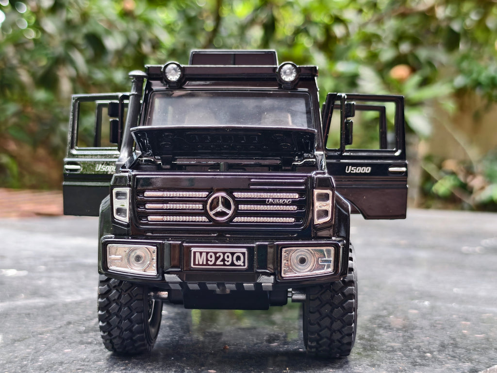 Mercedes Unimog 1:24 Scale Premium Detailing