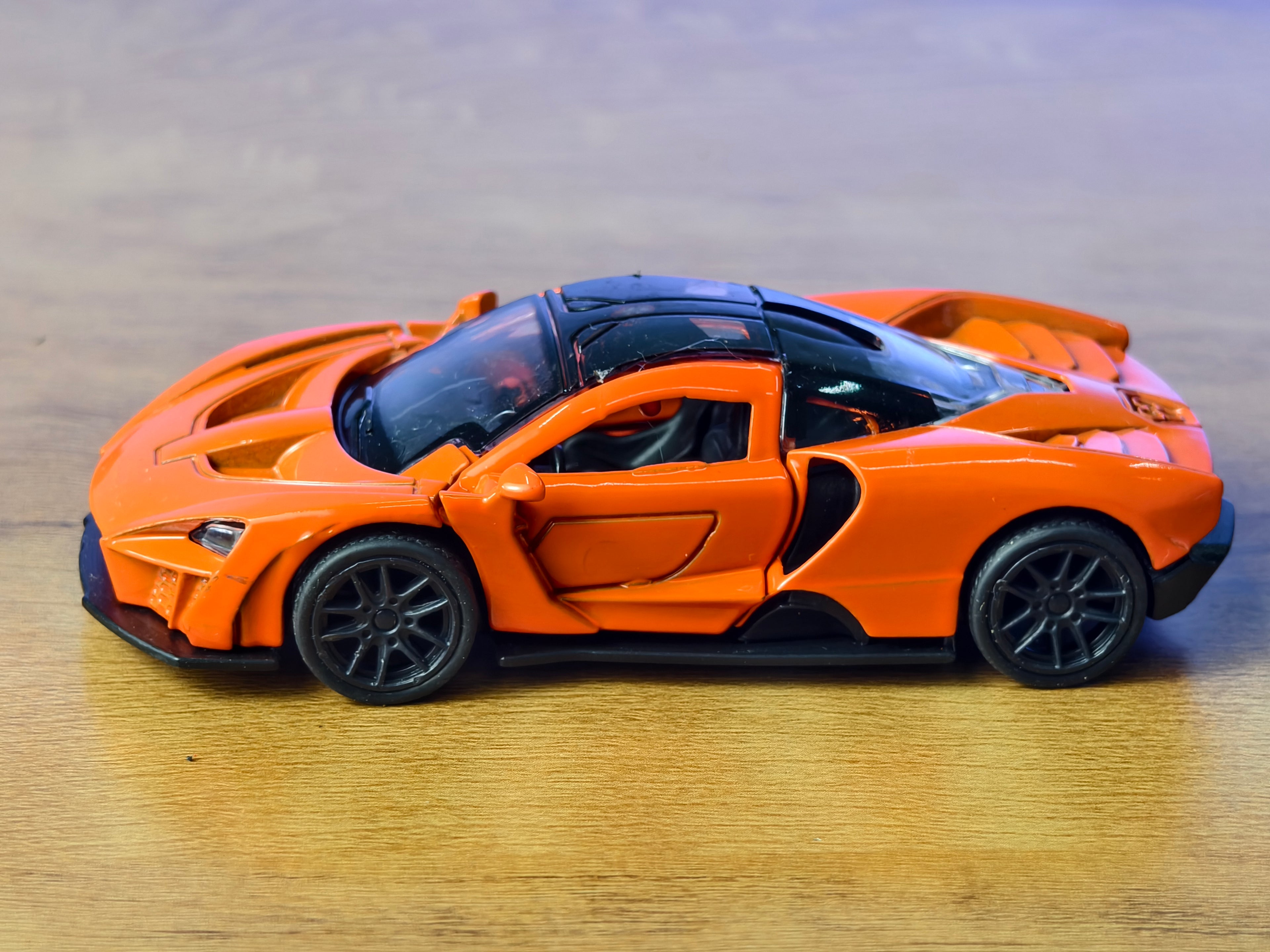 McLaren Senna 1:43 Scale
