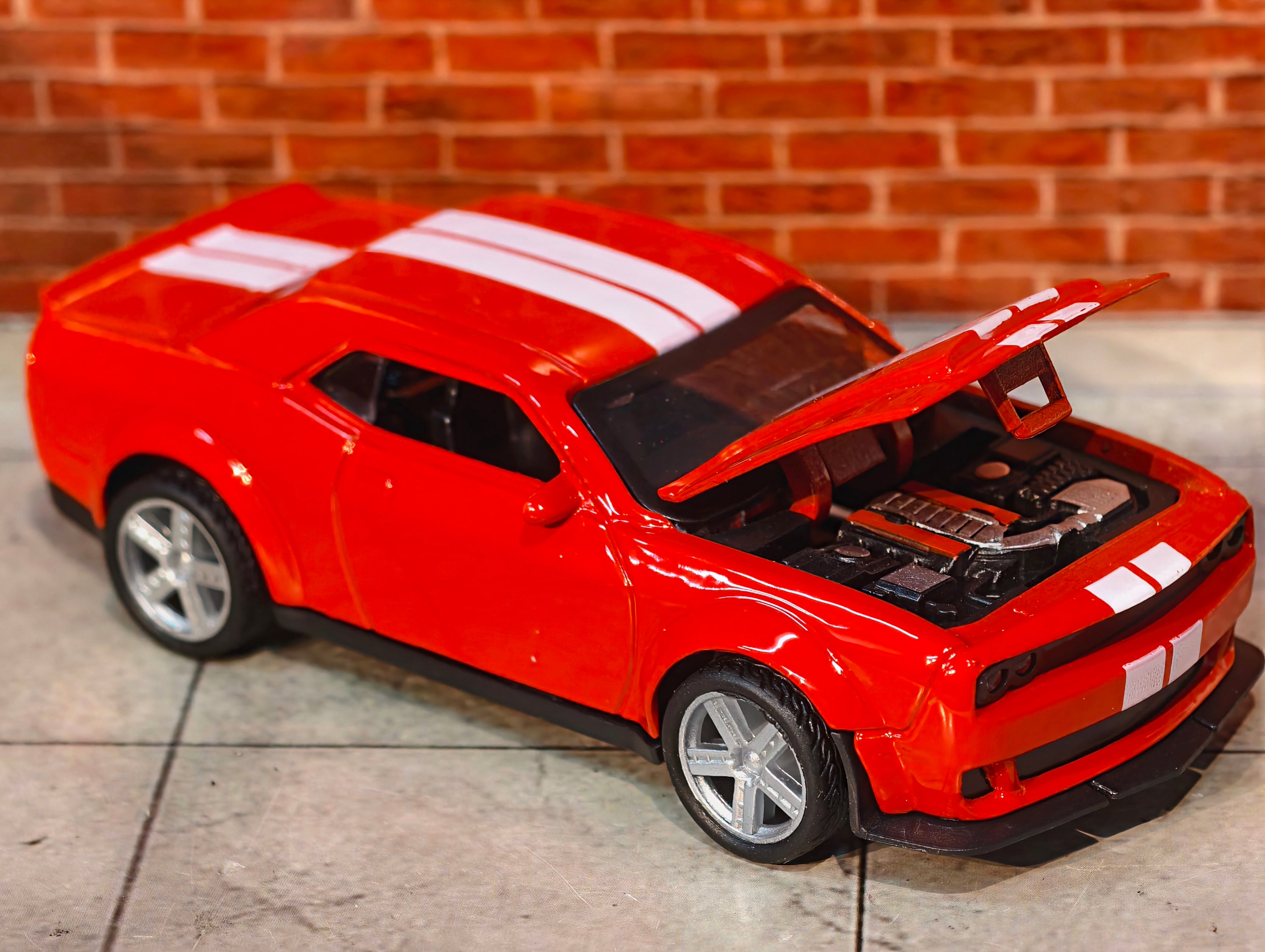 1:36 Scale Hood Openable Cars Premium detailing