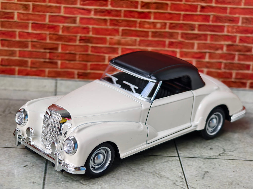 Mercedes Benz 300S Cabriolet 1:32 Scale